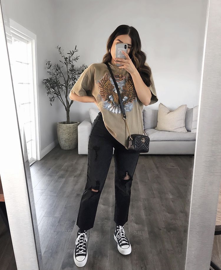 t-shirt and jeans outfit